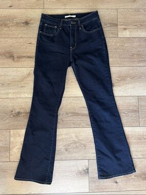Levi’s 725 Bootcut Jean